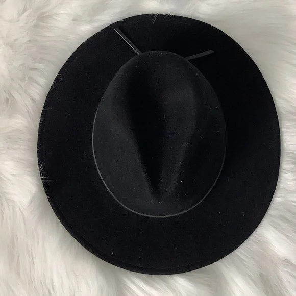 ARITZIA||Auxiliary Wool Hat. M/L - Picture 4 of 9